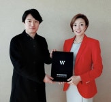 W재단 ”길림조성SW 유한회사와 HOOXI앱 라이선스 계약” - 일간스포츠 W재단 ”길림조성SW 유한회사와 HOOXI앱 라이선스 계약”