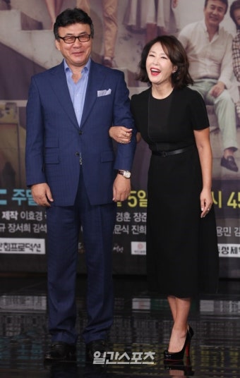 [포토]박영규-차화연, ´실제 부부처럼 다정하게´ - 일간스포츠 [포토]박영규-차화연, ´실제 부부처럼 다정하게´