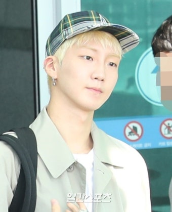 [포토]위너 이승훈, 부드러운 눈빛남 - 일간스포츠 [포토]위너 이승훈, 부드러운 눈빛남
