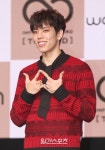 [포토]인피니트-동우, 화려한 미소 - 일간스포츠 [포토]인피니트-동우, 화려한 미소