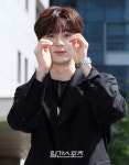 태한비디오제작소 | [포토] 황민현 ´하트 제작 슬로우비디오´ - 일간스포츠 [포토] 황민현 ´하트 제작 슬로우비디오´