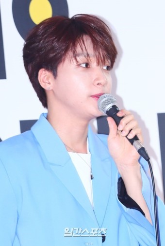 [포토]정세훈, 큰무대 멋진공연 약속하겠습니다. - 일간스포츠 [포토]정세훈, 큰무대 멋진공연 약속하겠습니다.