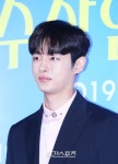 [포토]강희, 떨리는 시선 - 일간스포츠 [포토]강희, 떨리는 시선