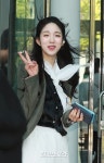 [포토]지엔, 청순미녀의 브이포즈 - 일간스포츠 [포토]지엔, 청순미녀의 브이포즈
