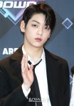 [포토]수빈, ´오늘 콘셉트는 시크´ - 일간스포츠 [포토]수빈, ´오늘 콘셉트는 시크´