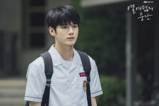 포토 갤러리 | 열여덟의 순간 | 프로그램 | JTBC 준우-수빈-수빈맘 아슬아슬 삼자대면 포착! 두 사람 로맨스 꽃길 걸을 수 있을까?