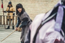 포토 갤러리 | 나의 나라 | 프로그램 | JTBC 휘vs선호, 피할 수 없는 숙명의 대결! 둘도 없었던 친우 앞에 놓인 잔인한 운명