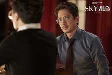 포토 갤러리 | SKY 캐슬 | 프로그램 | JTBC [2회] 형수가 저렇게 된 게 영재 때문이라는 거야?