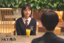 포토 갤러리 | SKY 캐슬 | 프로그램 | JTBC [10회] 영특한 예나, 호락호락하지 않은 서진