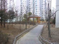 수원 영통 신나무실 건영아파트 - 영통로 육교위에서... | 부동산뱅크 커뮤니티