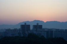 집에서 보는 일출 - 산본신도시 12단지 목련한양 | 부동산뱅크 커뮤니티