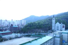 초저녁 안방에서 보는 수리산 전경-산본 목련한양 | 부동산뱅크 커뮤니티