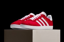 W-9168+ Red and White 40-45 New gazelle 판매