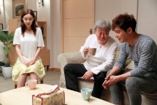 Female War: A Nasty Deal (여자 전쟁: 비열한 거래) Korean - Movie - Pi...