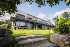 Phoenix seopjikoji Seogwipo - 2022 hotel deals - Klook Canada