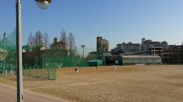 서울고등학교 운동장 | 서울특별시 서초구 효령로 197