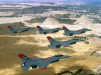 자유 갤러리 - F-16 Fighting Falcon 1024 x 768
