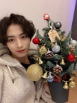 ꒰ 🎄 ꒱ 원 어 스 ✿៹ 손 동 주 | K-Pop Amino