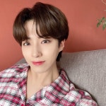꒰ 🧶 ⟡ 손 동 주 ៹ XI♡N ꒱ | K-Pop Amino