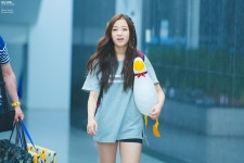 여성 - 점심먹고 진솔이