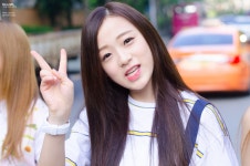 여성 - 점심먹고 진솔이