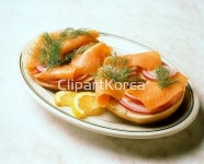 해외작가포토 - 클립아트코리아 :: 통로이미지(주) __적합한콘텐츠,감기[롤],딜,레시피,번즈,베이글,빵,사람없음,생선,양파,연어,요리,음식,주메뉴... 