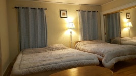 LA 화이트 하우스 민박 - 라디오코리아