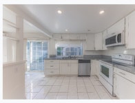 최고의 학군, 리모델된 사이프러스 콘도 - 라디오코리아