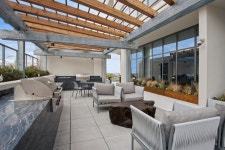 Fitness Center + Game Room + Sky Lounge at your NEXT apartment! - 라디오코리아