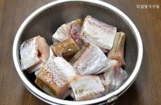 찬바람 부는 겨울 얼큰한 동태찌개 드세요