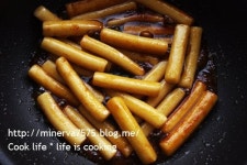 꿀떡꿀떡 맛나는 - 간장꿀컵떡볶이