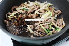 짜장소스볶음우동 만들기