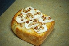 까망베르 올린 버터브래드