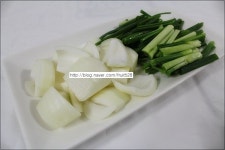 돼지고기 쭈꾸미볶음