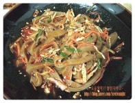 비빔야채 묵국수