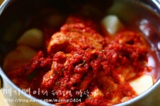 얼큰하게 먹어요 김치찜갈비 (김치돼지갈비찜)