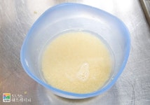 좁쌀모양의 파스타 토마토속을 채운 꾸스꾸스