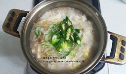 구수~하고 시원한 일등해장국! 북어국이요~  