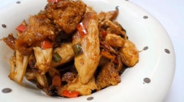 [간단 자취요리] 남은 치킨의 대변신!! 깐풍기 만들기