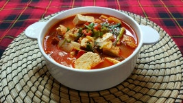 돼지고기 두부 고추장찌게