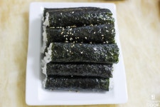 충무김밥과 오징어 어묵 무침