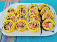 노랑이 이쁜 강황김밥