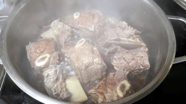 삼삼한 갈비탕 깨쟁이요리