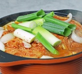 비 오는 날이면 생각나는 집밥 메뉴! 묵은지 김치찜