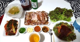 족발이 급땡겨서 쏘맥하구잇어요ㅎ맛이좋아용~~^^한점하실래용? 