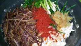 꼬꼬네 닭계장으로 아점묵었네요~~시원하니 넘맛나요~~~ 