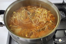 김치콩나물국 끓이는법! 돼지고기김치국~ 시원 구수하다~