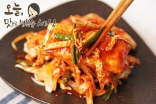 비빔 군만두