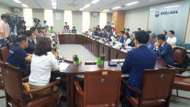 이번엔 노동계가 최저임금 심의 불참…최임委 파행 불가피- 헤럴드경제 이번엔 노동계가 최저임금 심의 불참…최임委 파행 불가피