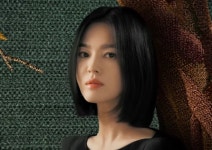 “요즘 진짜 볼 게 없네” 내리막 넷플릭스, ‘이 여자’가 구원투수?- 헤럴드경제 “요즘 진짜 볼 게 없네” 내리막 넷플릭스, ‘이 여자’가... 